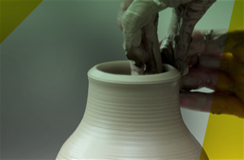 El ile Şekillendirme Seramik Atölyesi